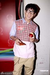 高清图：《怒火街头》开机 胡杏儿郑嘉颖演律师