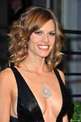 高清组图：奥斯卡派对 希拉里-斯万克真空上阵