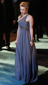 幻灯：《福尔摩斯》伦敦首映 盖-里奇携主演出场