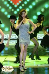 组图：李宝英捧SBS大奖 李敏镐得奖最多赢五冠