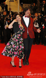 高清图：《我们需要谈谈凯文》首映 蒂尔达大秀裸背