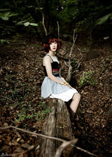 高清组图：韩乒乓球选手徐孝元华丽变身森林系少女