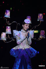 组图：黄伟文作品演唱会上演 陈奕迅郑秀文等助阵