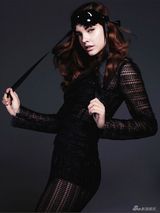 组图：嫩模芭芭拉化身兔女郎 蕾丝眼罩性感神秘