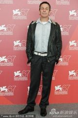 高清：《后事》记者会 泽格斯怀孕被导演摸大肚送吻