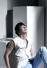 高清图：保剑锋写真大片 健康形象堪称明星榜样