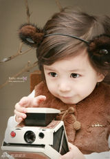 幻灯：韩国混血童星Mason圣诞写真 大眼睛灵动可爱