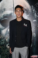 组图：《僵尸》香港首映 蔡少芬期待钱小豪全裸