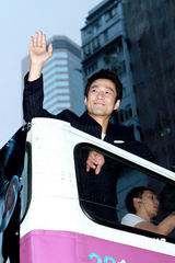 组图：池珍熙韩孝珠宣传韩剧 陈可辛吴君如携女捧场