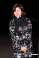 幻灯图：《天与地》热拍 佘诗曼裹棉袄陈豪玩乐队