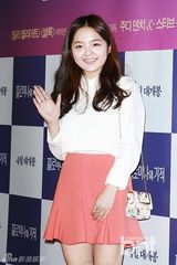 组图：苏志燮撑《菲洛梅娜》迷彩服小礼帽帅气