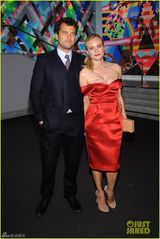 组图：37岁女星黛安-克鲁格现身大秀性感胸围