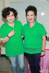 组图：TVB300艺人大合影 黄宗泽胡杏儿零交流