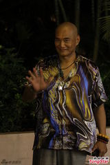 组图：《赌城风云》探班 谢霆锋穿清凉背心