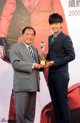 高清组图：罗志祥续约金牌大风 成基隆之光