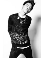 组图：马天宇时尚写真 黑白映画间演绎英伦风范