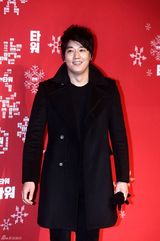 高清组图：韩片《巨塔》VIP首映举行群星捧场