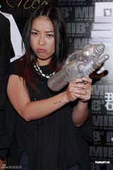 组图：宣萱Jocelyn酷帅捧场《黑超特警组3》首映