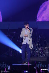 组图：Hit FM流行音乐颁奖礼开锣 罗志祥率舞群开场