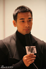 组图：赵文卓亮相赵氏孤儿首映 这个赵父有点酷 