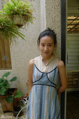 组图：董洁台北街头拍摄电影 素颜出境若邻家女孩