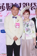 组图：刘诗诗活动娇俏亮相 与陈妍希合作感觉新鲜