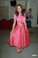 组图：曾志伟蒙嘉慧胡杏儿等录节目卖力演出