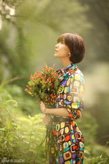 组图：王珞丹全新杂志写真曝光 一展青春魅力年华