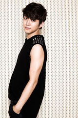 高清组图：2PM成长后回归 独家对话新浪韩娱