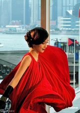 组图：Angelababy红裙飘逸 与蔡依林绯闻男友共舞