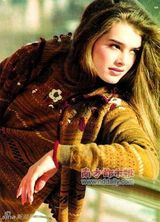 高清图：波姬-小丝新片扮刻板管家 表情狰狞显老态