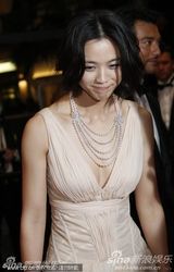 组图：《武侠》戛纳首映 汤唯金城武帅哥美女配