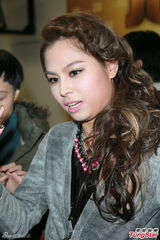 组图：Gin Lee明年开音乐会 积极瘦身备战