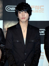 高清图：CNBLUE新专辑发布会 将举行街头演唱会