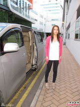 组图：徐子珊伤后心急复工 获同事慰问感窝心