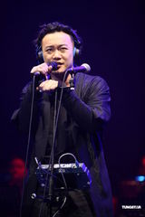 高清组图：陈奕迅香港开唱 大气音乐会唱遍新歌