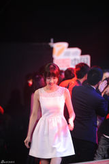 组图：《中国梦想秀》草根圆梦 大妈舞台走红