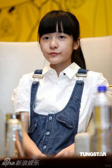 幻灯图：徐娇星爷曝Lucas录音只听妈妈的话 