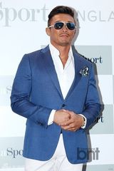 组图：孙丹菲金载沅等戴墨镜出席活动