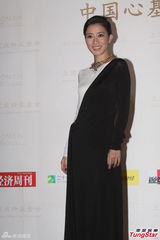 组图：吴京谢楠首同台打情骂俏 佘诗曼合作林峰