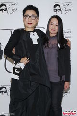 组图：邓丽欣遭催婚 赵雅芝否认与汪明荃不和