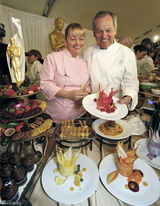 组图：83届奥斯卡紧张筹备 好莱坞大厨打造精致美食