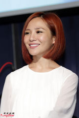 组图：阿沁音乐会猛忘词 梁文音任嘉宾不忘邀歌