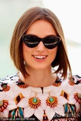 组图：《危险方法》记者会 奈特莉花裙黑超抢眼