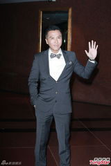 组图：黄百鸣子大婚众星出席 林峰吴千语恩爱