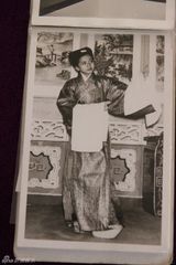 组图：梅艳芳遗物将拍卖 可爱童年照曝光