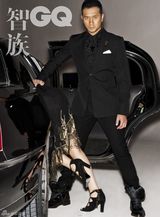 组图：黄觉《GQ》豪车写真 无视美女特立独行