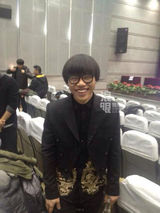 独家：春晚带妆彩排照曝光 华晨宇冯巩蔡明现身