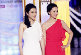 组图：戴娇倩刘思彤携手亮相时尚大典红毯