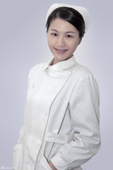 幻灯：《午夜心跳》众星变白衣天使“急救”世界杯